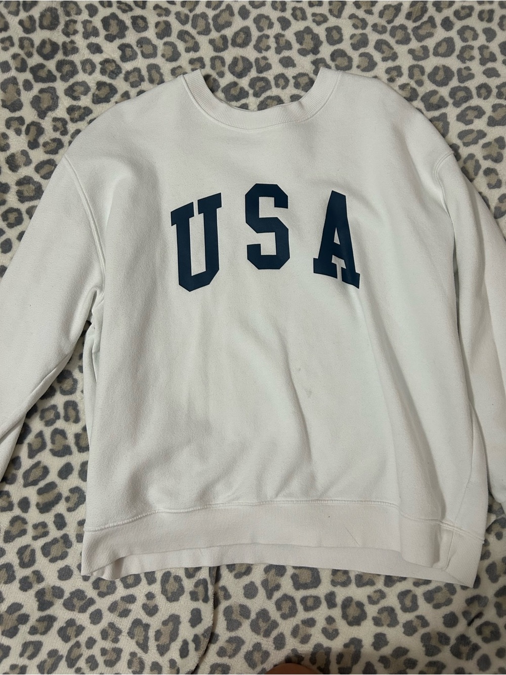 Large White USA Graphic Crewneck Sweatshirt